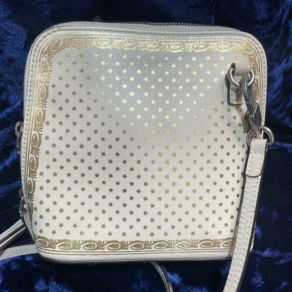 Gucci Crossbody Bag from the Iconic Guccy line comes with a COA - Picture 2 of 12